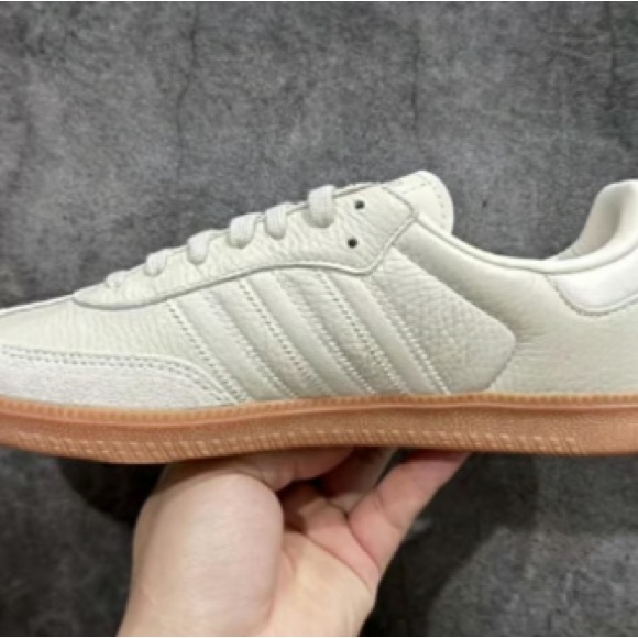 Adidas Samba Shoes - Picture 5 of 5